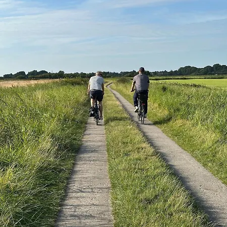 Vingard - Schoener Wohnen Zwischen Hafen Und Eider An Der Nordsee Nahe Sankt Peter-ording *